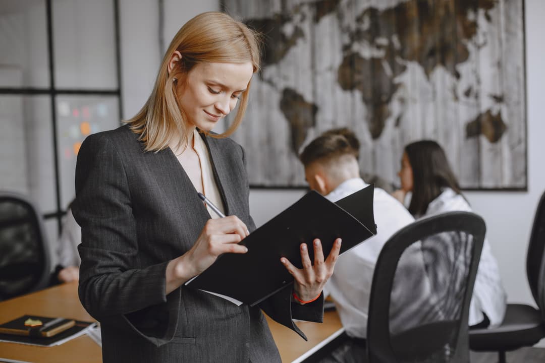 Strategic Leadership & Advisory